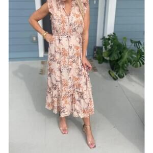 Aureum Amaryllis‎ Floral V-Neck Maxi Dress in Neutral Prints Size Medium